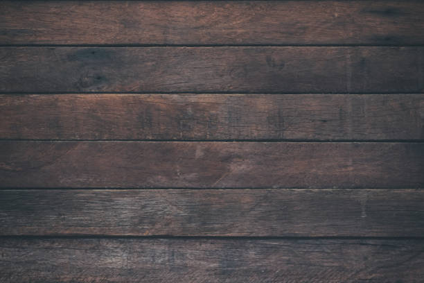 vintage powierzchni drewna tabeli i rustykalne tło tekstury ziarna. zbliżenie ciemnej rustykalnej ściany wykonanej ze starych drewnianych desek stołowych tekstury. rustykalny brązowy drewniany stół tekstury szablon tła dla projektu. - wood wood grain dark hardwood floor zdjęcia i obrazy z banku zdjęć