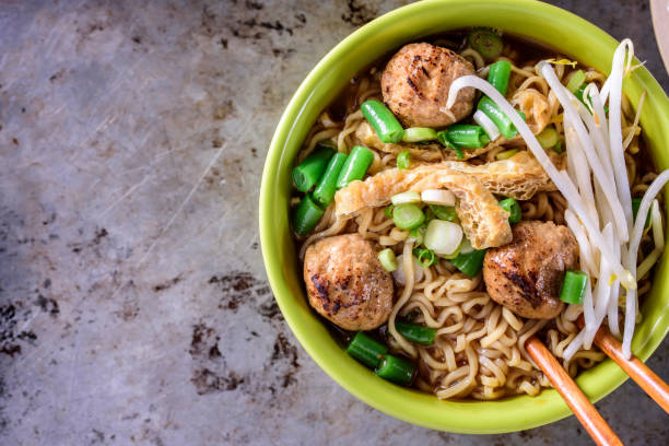 Meatball Ramen with Bean Sprout