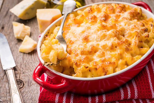 istock Mac and cheese, american style pasta 697849334
