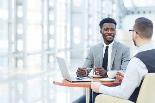 incontro di lavoro internazionale - cliente foto e immagini stock