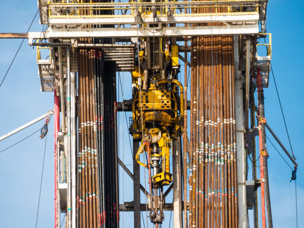 istock Top Drive System (TDS) Spinning for Oil Drilling Rig 697945544
