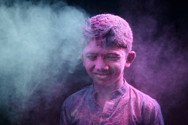 istock Little boy plays with colours 698023318