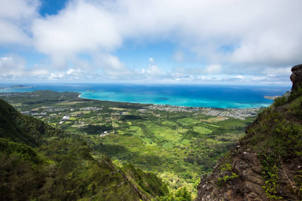 istock Waimanalo Valley, Oahu, Hawaii 698078218