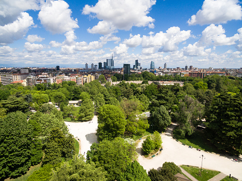 Vista aérea del parque Sempione en Milán, Italia photo
