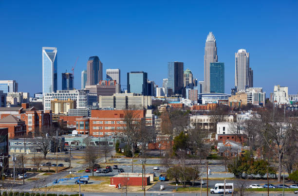 istock Charlotte, North Carolina Skyline 698094800