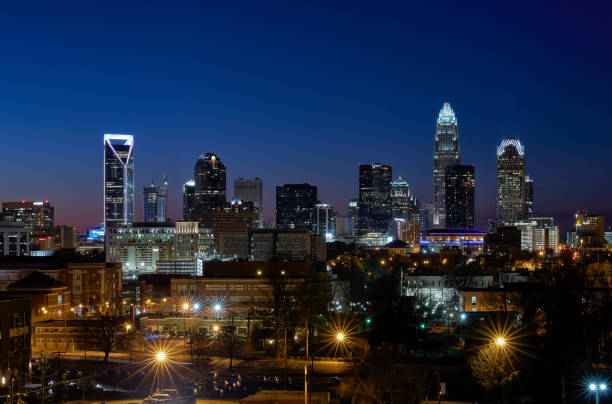 istock Charlotte, North Carolina Skyline 698094902