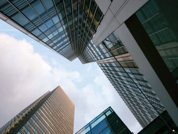 istock London office building skyscraper, working & meeting 698096578