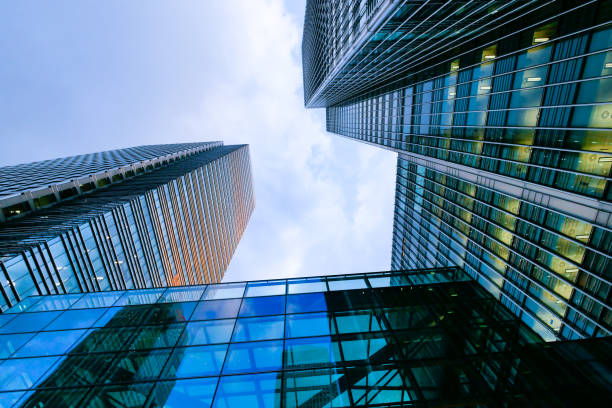istock London office building skyscraper, working & meeting 698096616