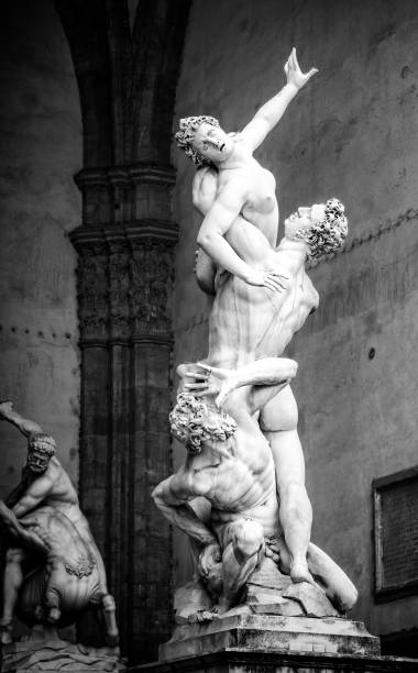 escultura del italiano - giambologna fotografías e imágenes de stock