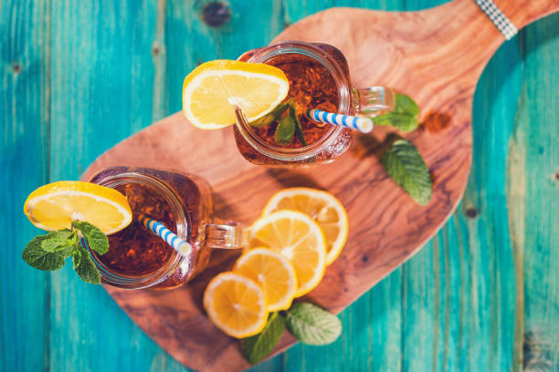 istock Ice Tea with Lemon and Mint in a Jar 698158372
