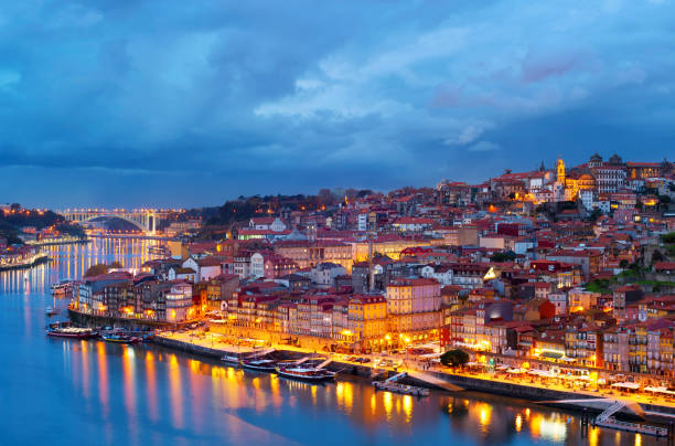 istock Porto skyline, Portugal 698173716