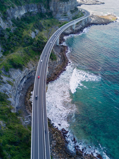 sea cliff-brücke - australia new south wales aerial view landscape stock-fotos und bilder