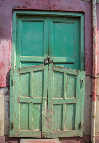 istock indian vintage doors 698256324