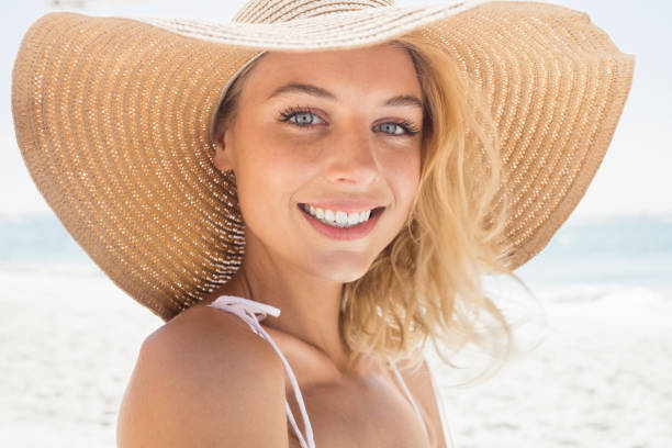 istock Beautiful smiling blonde woman 698315812