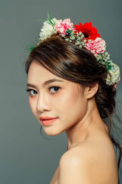 istock asian flower spa girl 698368852