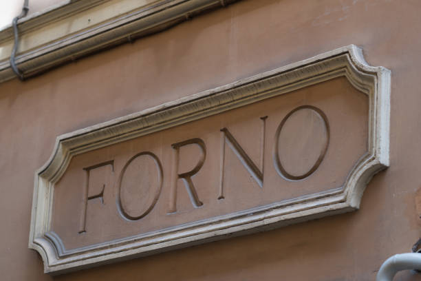 istock Old fashioned Italian baker shop sign 698480470