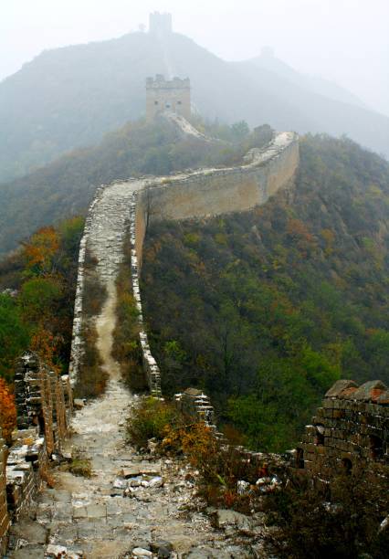 istock Wild section of the Chinese great wall 698748414