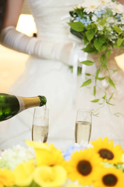 istock champagne and sunflower 698803202