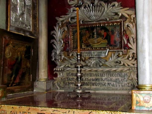 istock Jerusalem Holy Sepulcher Greek Orthodox altar  2012 698885844
