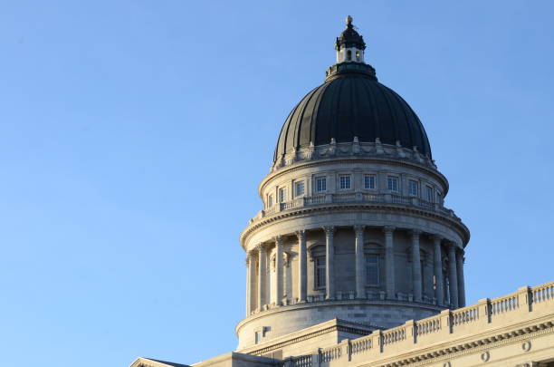 istock Close up sunset of the capitol 699178056