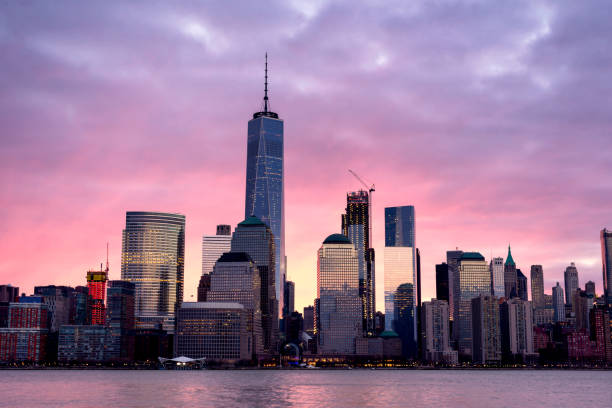 istock Dawn in New York City 699566110