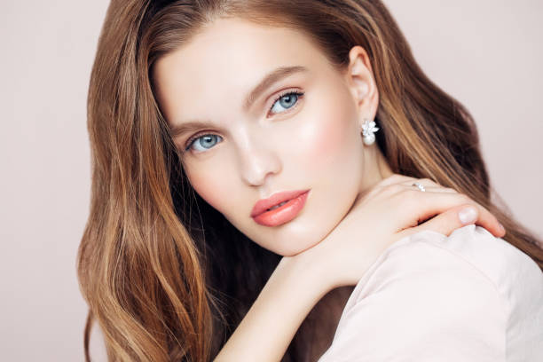 istock Beautiful woman 699891416