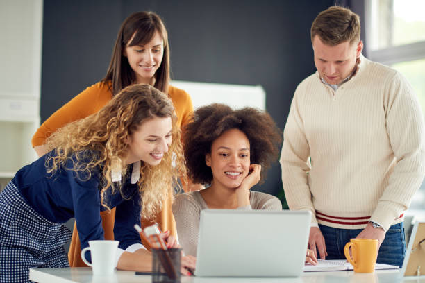 istock Business people working in modern office 700130686
