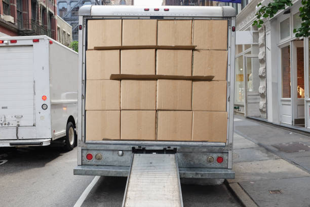 istock Delivery truck in Manhattan 700229706