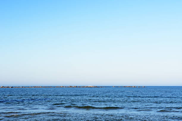 istock Sun sand and sea in beautiful Barra Velha beach 700420924