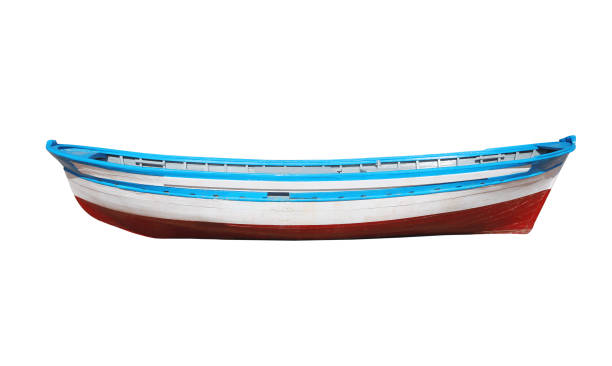 drewniana malowana łódź odizolowana na białym tle - łódź rekreacyjna zdjęcia i obrazy z banku zdjęć