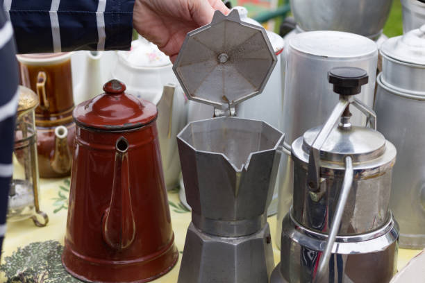 istock Garage sale and coffee makers 700654272