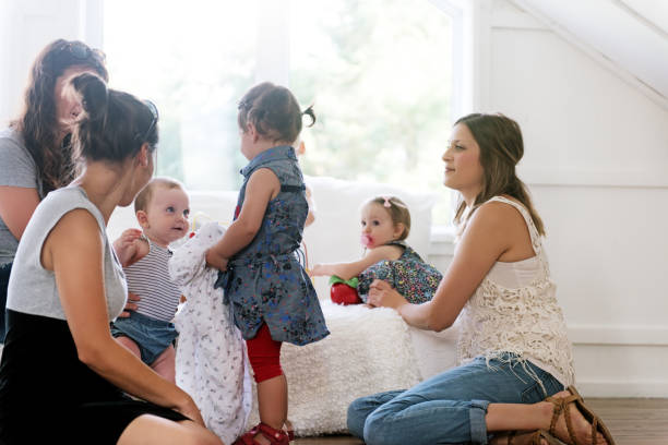 istock Babies and mothers meeting 700692462