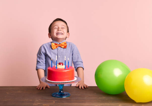 istock Birthday party for cute child. 700710354