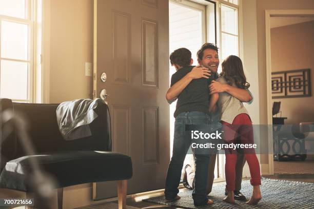 Daddys Zu Hause Stockfoto und mehr Bilder von Ankunft - Ankunft, Kind, Scheidung