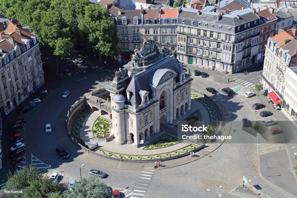 Vòm Chiến Thắng Porte De Paris Ở Lille Pháp Hình ảnh Sẵn có - Tải xuống Hình ảnh Ngay bây giờ - Lille, Quảng trường, Chụp ảnh trên không - iStock