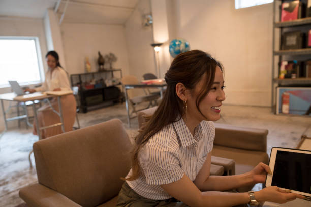 istock Women who work in the Office 700770234