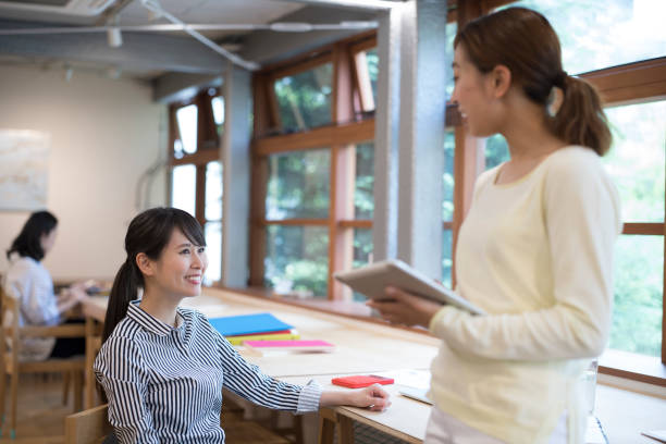 istock Women who work in the Office 700801578