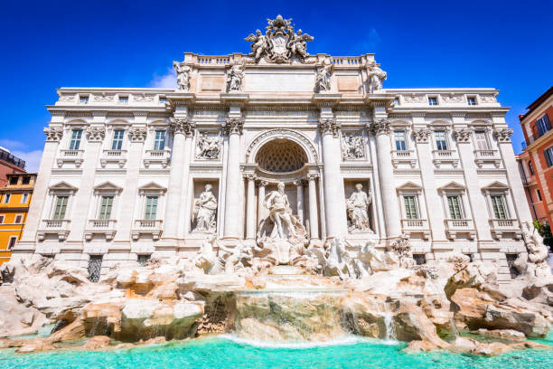 istock Rome, Italy - Fontana di Trevi 700801898