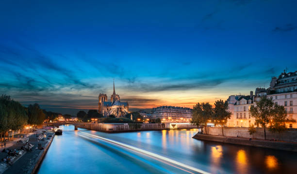 Ile de la Cite and Notre Dame at sunset, Paris, France