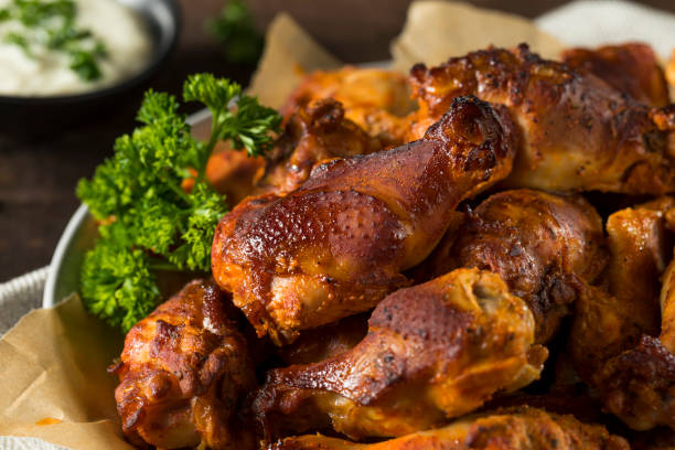 istock Spicy Smoked Chicken Wings 701068472
