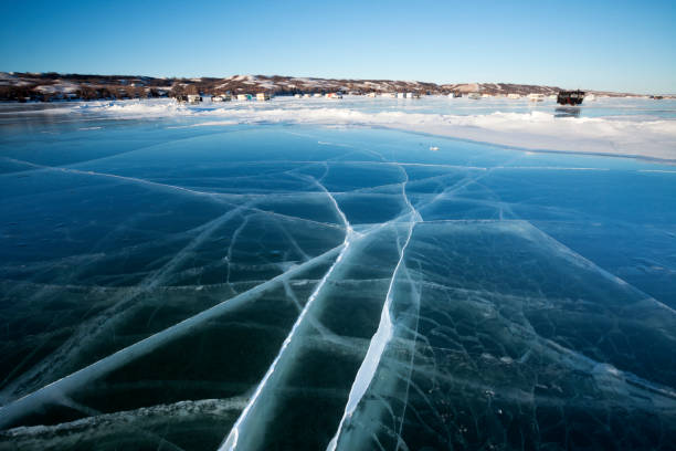 buffalo pound provincial park ice fishing saskatchewan canada. - saskatchewan north prairie sunset foto e immagini stock