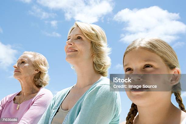 Portrait Of Grandparent Mother And Daughter 3 명에 대한 스톡 사진 및 기타 이미지 - 3 명, 가족, 감각 지각