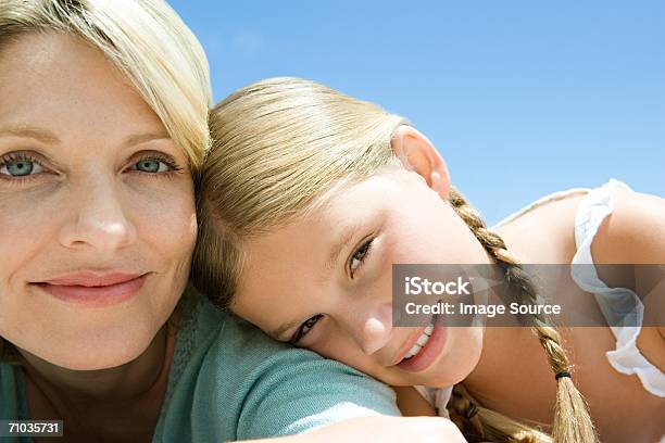 Foto de Retrato De Uma Mãe E Filha e mais fotos de stock de Adulto - Adulto, Amizade, Amor
