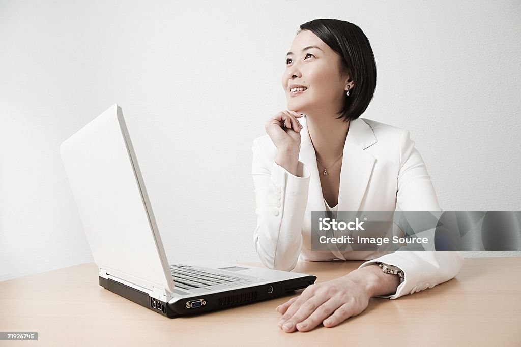 Mulher de negócios com computador portátil - Royalty-free Japão Foto de stock