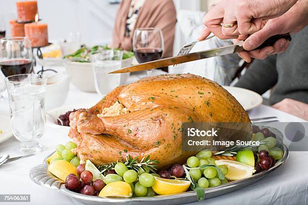 Hombre Escultura Turquía Foto de stock y más banco de imágenes de Agarrar - Agarrar, Alimento, Bebida