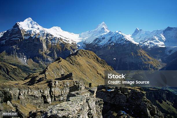 Berner Oberland - Fotografias de stock e mais imagens de Ao Ar Livre - Ao Ar Livre, Azul, Beleza natural