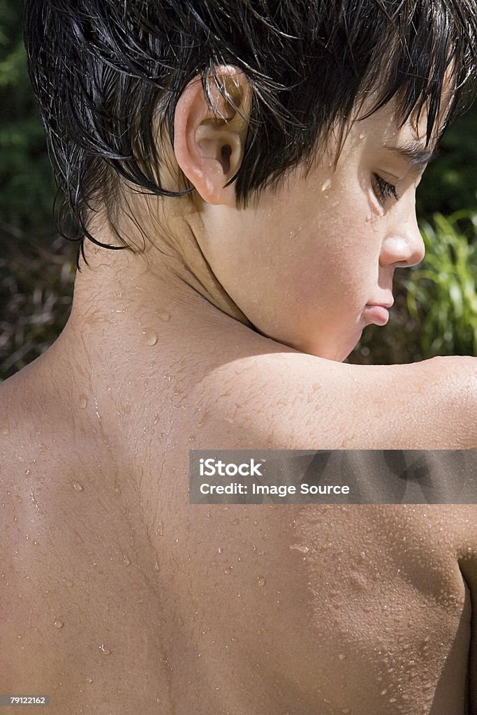 Menino com água na sua pele - Royalty-free Rapazes Foto de stock