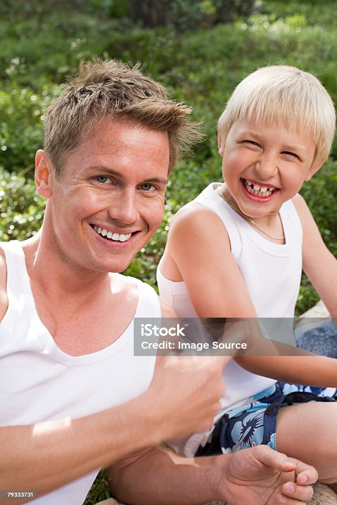 Ritratto di un padre e figlio - Foto stock royalty-free di Adulto