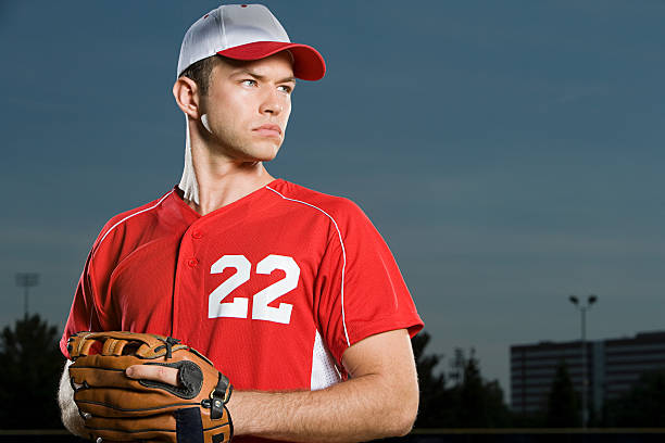 jogador de beisebol - men baseball cap focus determination imagens e fotografias de stock