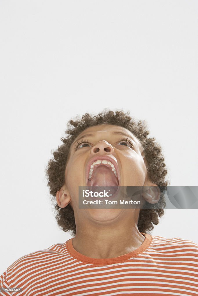 Jungen schreien im Freien - Lizenzfrei Rufen - Sprache Stock-Foto